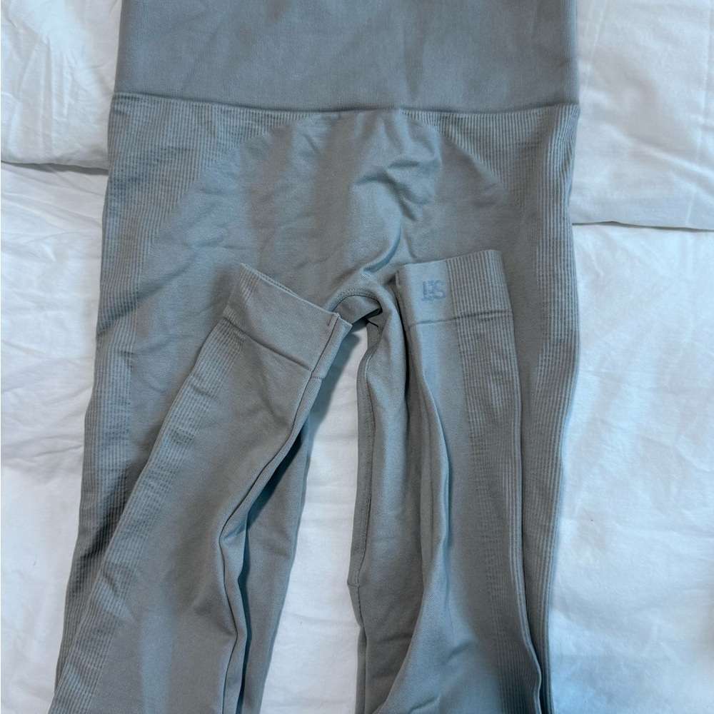 SET Active Leggings